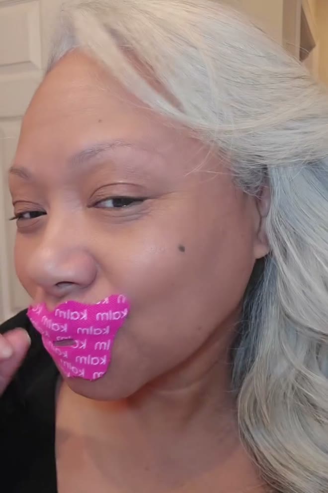 Yo Goes Grey wearing Kalm mouth tape